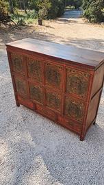 credenza d'altare tibetana 