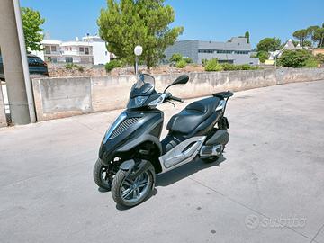 Piaggio MP3 300