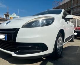 RENAULT SCENIC X- MOOD 1,5 DCI FULL OPTIONAL