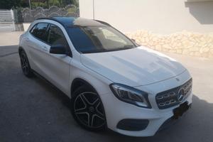 MERCEDES GLA 200D 4 MATIC 