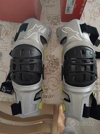 Alpinestars Bionic 7 knee brace set