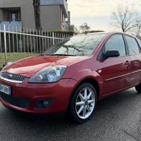 Ford Fiesta 1.4 16V 3p. Ghia Euro 4 ok neopatentat