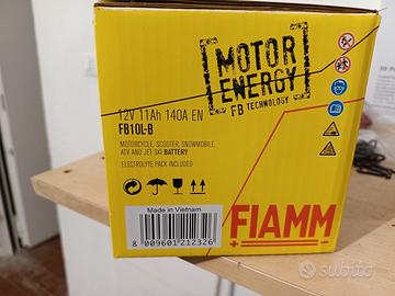 Batteria moto fb10l-b 12v
