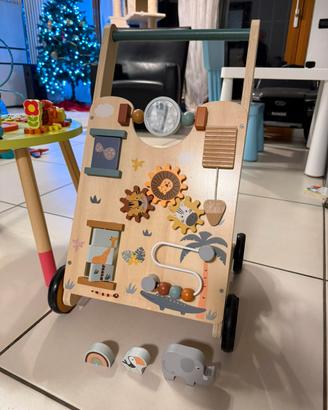 Carellino primi passi e tavolo gioco montessori