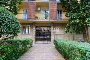 4 LOCALI IN ZONA MURRI