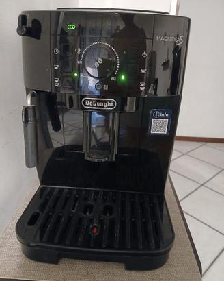 DeLonghi Magnifica S
