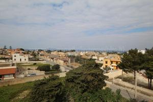 Stabile da 660 mq con 1000 mq di terreno