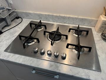 Piano cottura AEG 5 fuochi