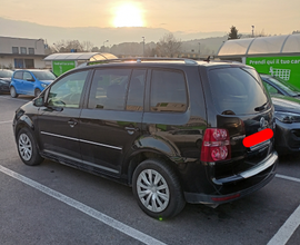 Vw Touran 7 posti metano