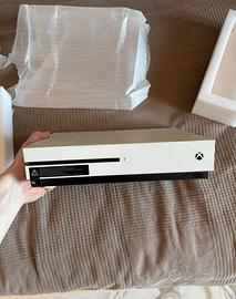 Xbox One go 500GB Minecraft edition