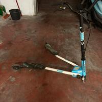 monopattino a 3 ruote