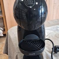 Macchina caffè dolce gusto