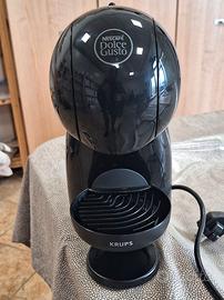 Macchina caffè dolce gusto