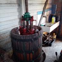 Attrezzatura per vinificazione