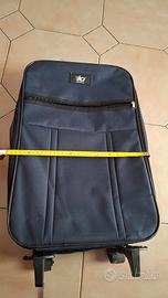 Valigia piccola Dimensioni: 50*35*20