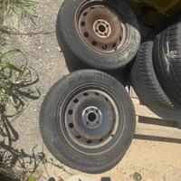 Gomme complete per Fiat Stilo 195/65 R15