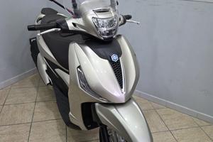 Beverly 400 anno 2023