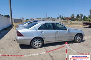 MERCEDES CLASSE C W203 C 200 CDI 116CV ricambi