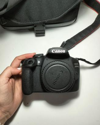 Canon EOS 2000D + obiet.18-55 IN PERFETTO STATO