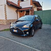 Toyota Yaris 1.0 70CV "70.700 km" Bluetooth, Tel
