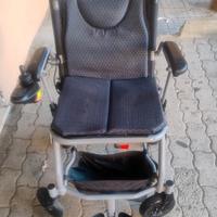 Sedia a rotelle elettrica