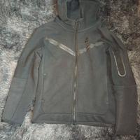 felpa nike tech nero