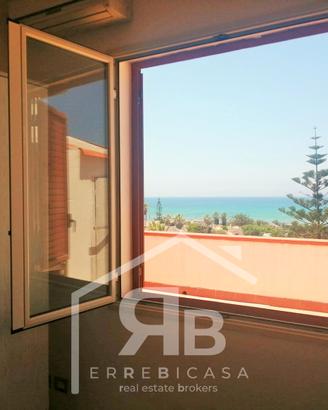 Kartibubbo-4 vani arredato con terrazzo vista mare