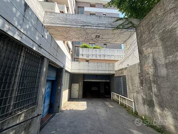 Box / Garage di 12 m² a Trieste