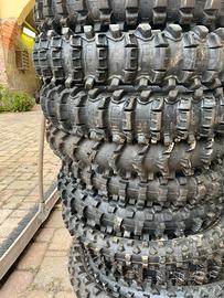 Gomme tassellate Scorpion MX 32 pirelli