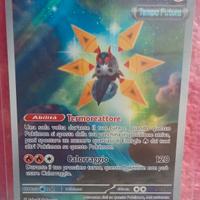 Carta Pokemon ultra rara 