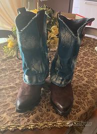 Scarpe scamosciate testa di moro + jeans