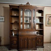 Soggiorno classico in legno