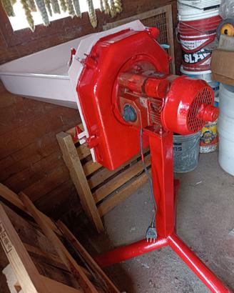MULINO ELETTRICO PER CEREALI CON VASCA