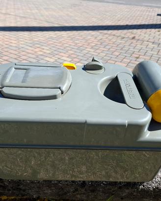 cassetta wc camper