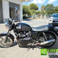 TRIUMPH Bonneville SE ANNO 2010
