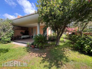 Villa di 145 m² con 5 locali a Ardea