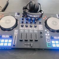 NATIVE INSTRUMENTS Traktor Kontrol S3 + Cuffie