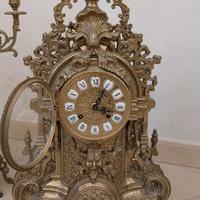 Trittico orologio e candelieri in bronzo anni 60