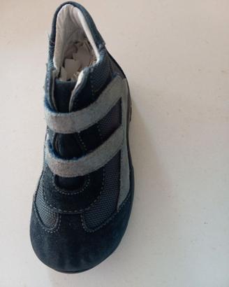 Scarpe bimbo