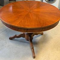 TAVOLO ROTONDO IN LEGNO