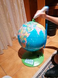 Mappamondo interattivo "Clementoni" 