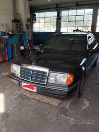 Mercedes 200E