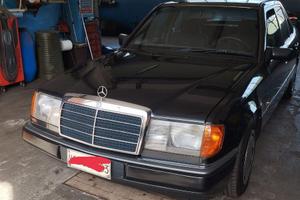 Mercedes 200E