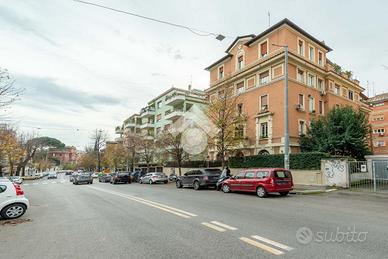 3 LOCALI A ROMA