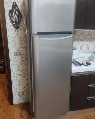 Frigorifero indesit