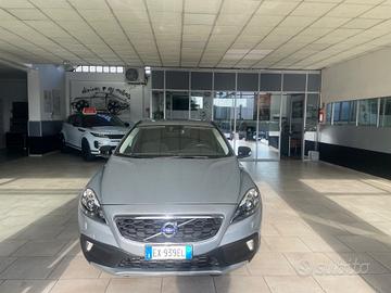 Volvo V40 Cross Country D4 Geartronic Momentum