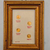 Cornice Monete Più Piccole Del Mondo Oro 8K Papi