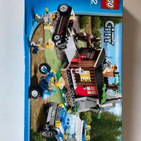 LEGO City Robbers' Hideout Set 4438