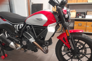 Ducati scrambler icon 800