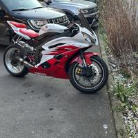 Yamaha yzf r6